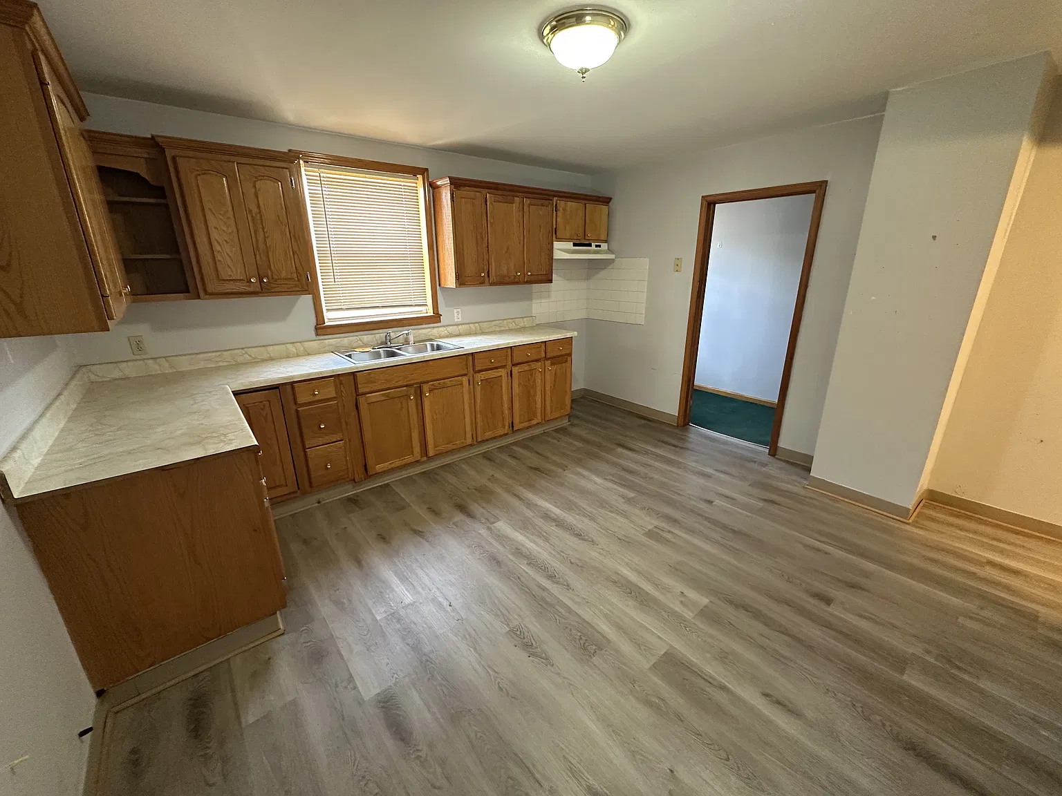 119 Ludington Street - Lower — Photo 3