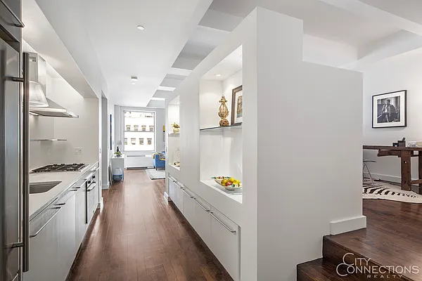 Sold by City Connections Realty | media 3