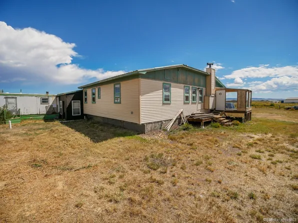 53 Osprey Rd, Laramie, WY 82070