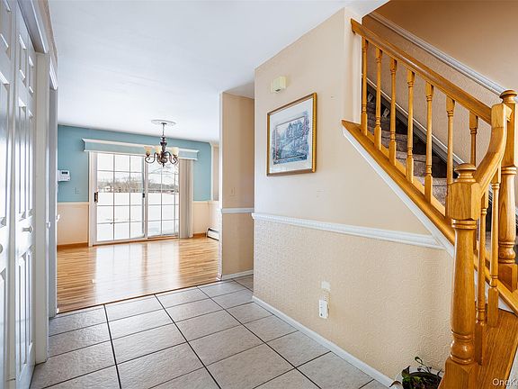 2nd image of 125 Northgate Circle