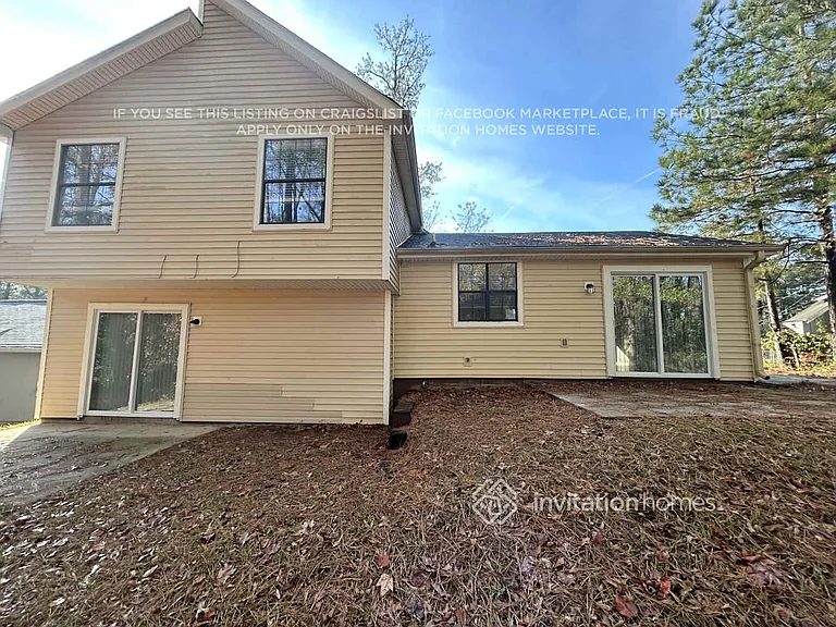 2413 Leslie Brook Dr — Photo 16