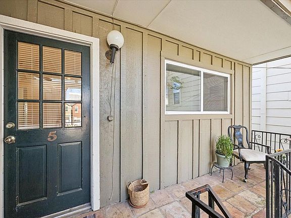 3rd image of 4207 Drake St APT 5