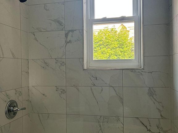 4th image of 677 Park Ave #14-2C