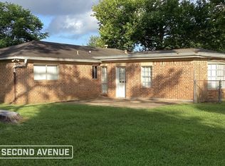 517 Gardenia St, Angleton, TX 77515