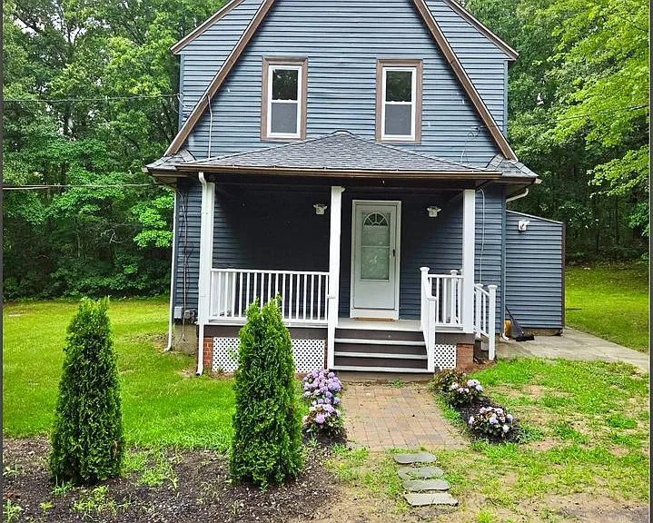 1869 Old Louisquisset Pike — Photo 1