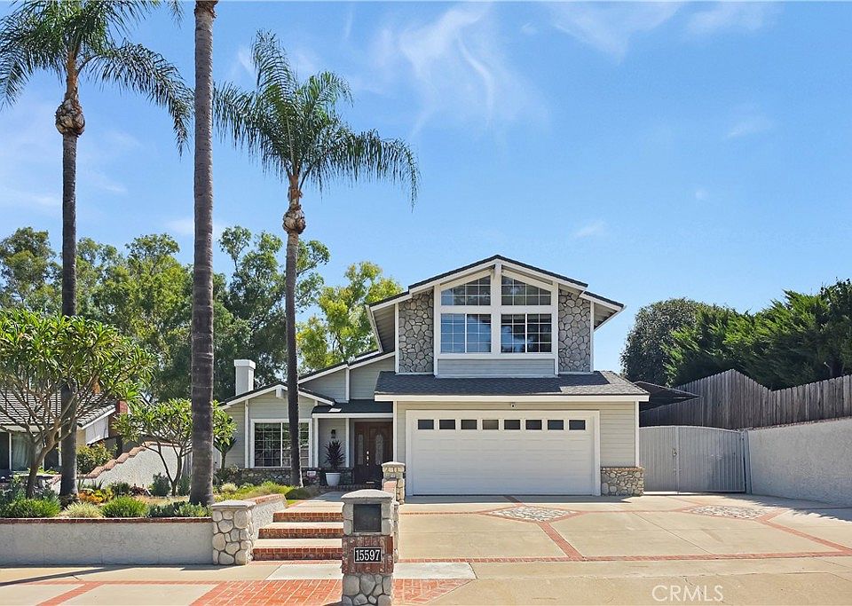 1st image of 15597 Rolling Ridge Dr