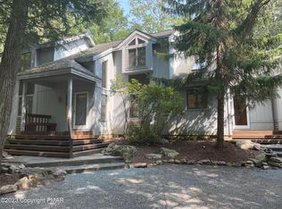 143 Boones Trl, Pocono Pines, PA