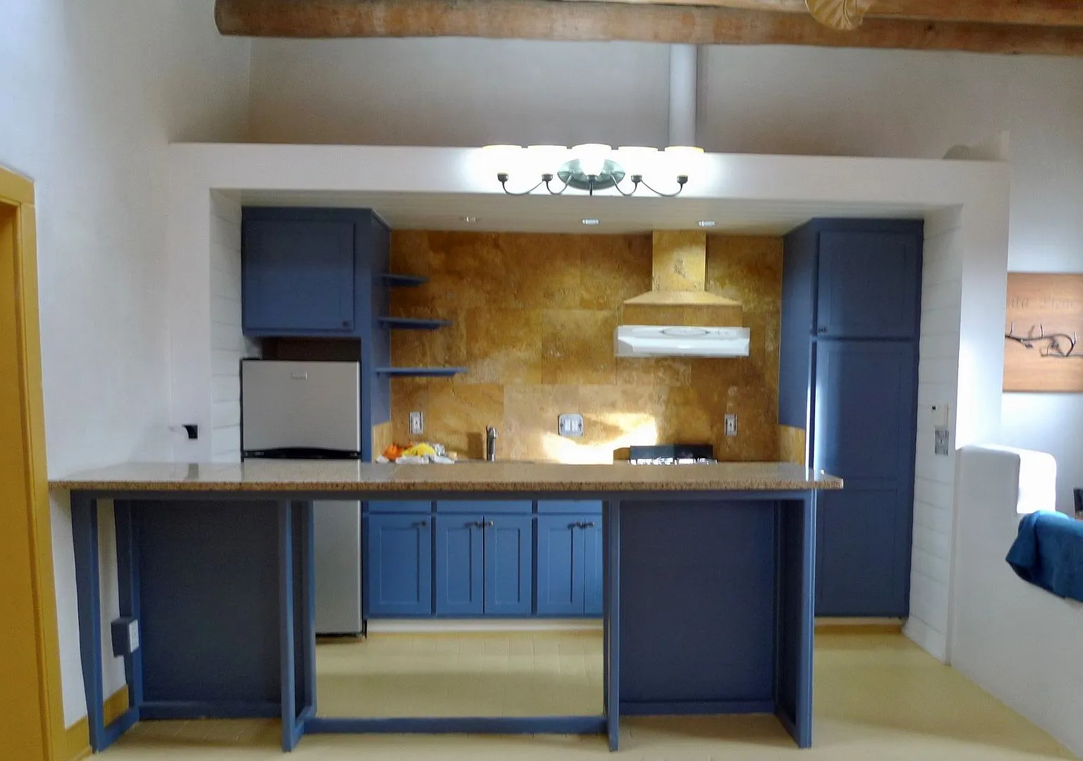 573 W San Francisco Unit A - Located in the heart of the San Francisco Street — Photo 1