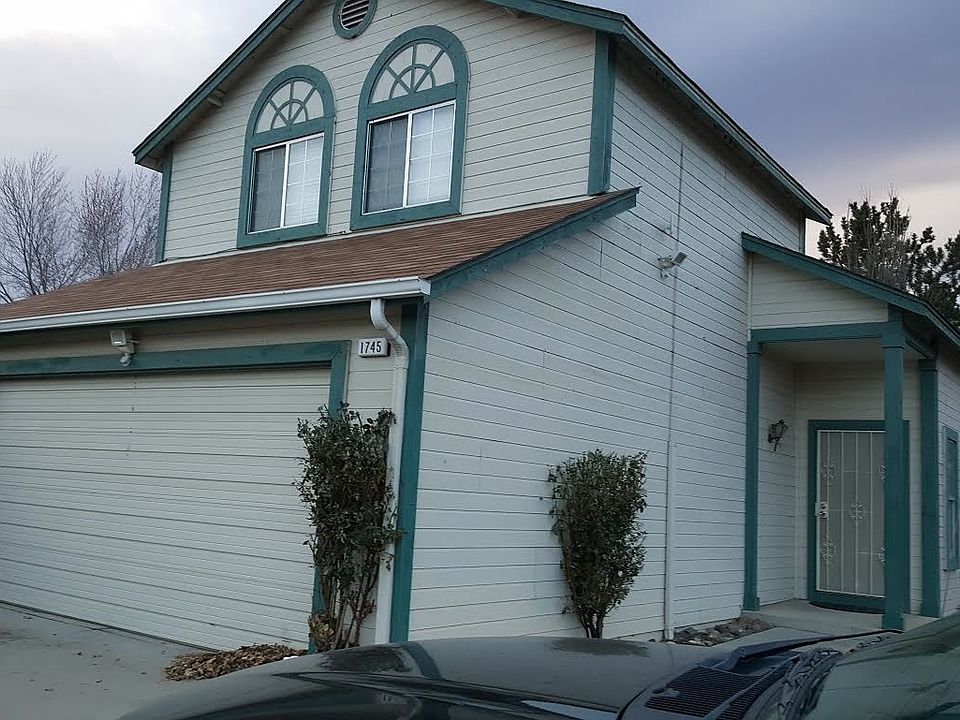 1st image of 1745 Round Mountain Cir
