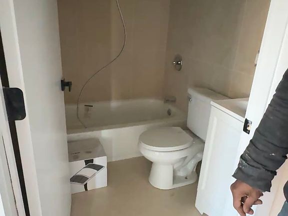 2nd image of 3647 Paulding Ave APT 1