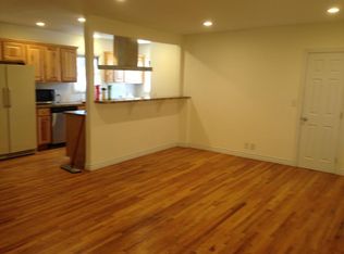 272 W Bellano Way, Centerville, UT 84014