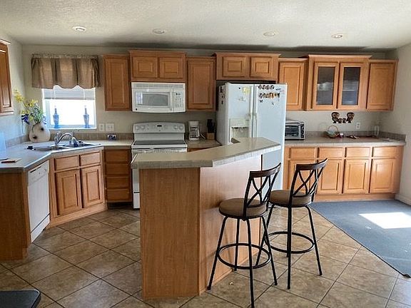 2nd image of 14194 E Fortuna Palms Pl