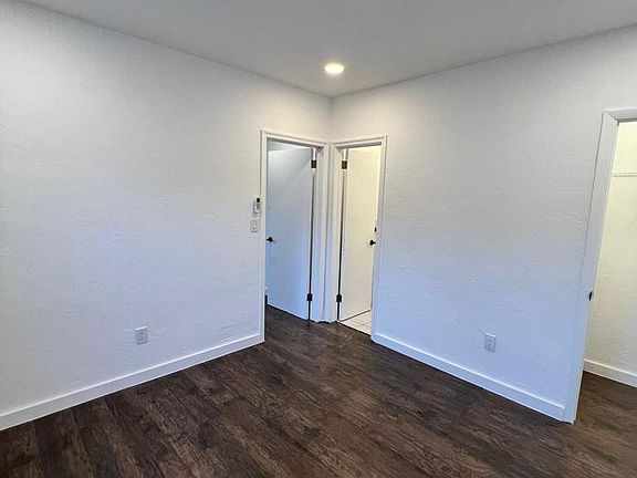 2nd image of 17175 NE 19th Ave APT 7