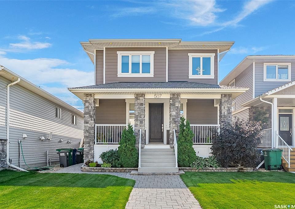 1st image of 507 Kloppenburg Cres