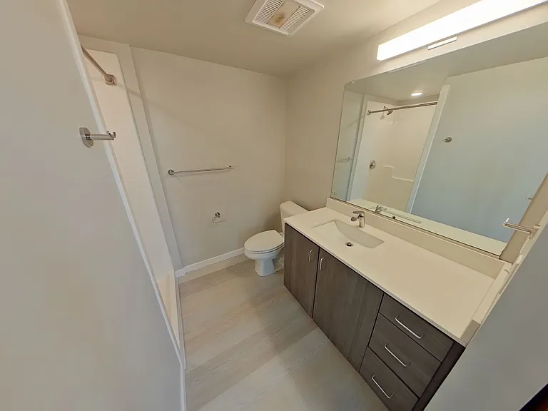 Ferry Street Flats - Modern Studios and Lofted units right by campus! — Photo 30
