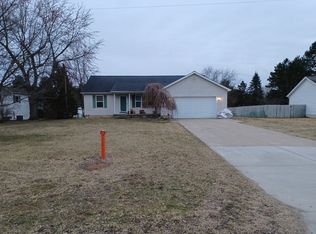 5435 Coldwater Rd, Lapeer, MI 48446