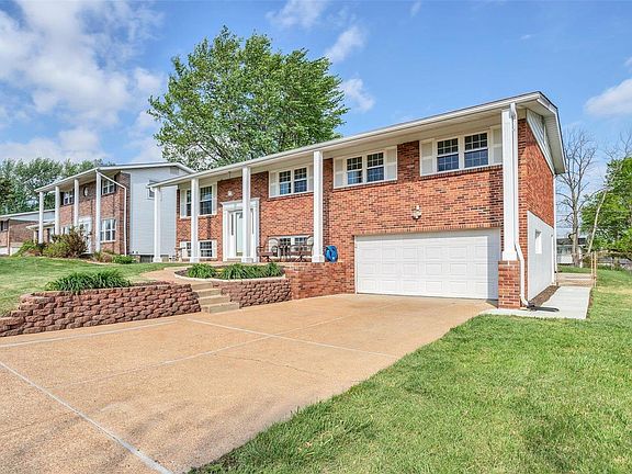 2nd image of 4587 Tauneybrook Dr