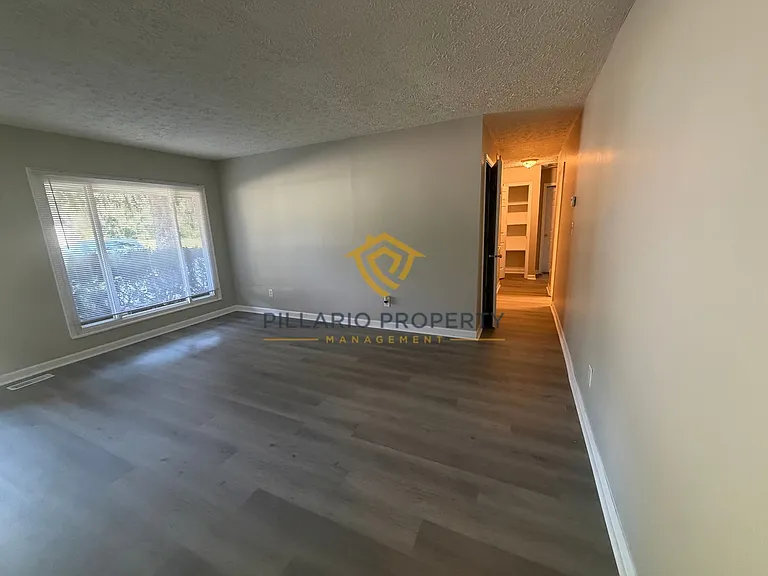 4441 N Vinewood Ave — Photo 13