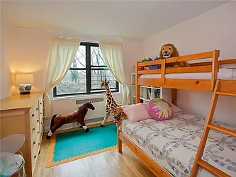 Sold by Avenue Sotheby's International Realty