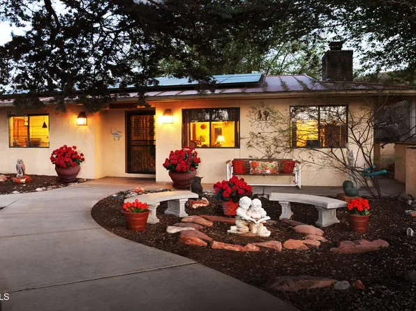 1945 S Loy Road, Cornville, AZ 86325