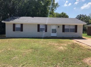 510 16th Ave S, Columbus, MS 39701