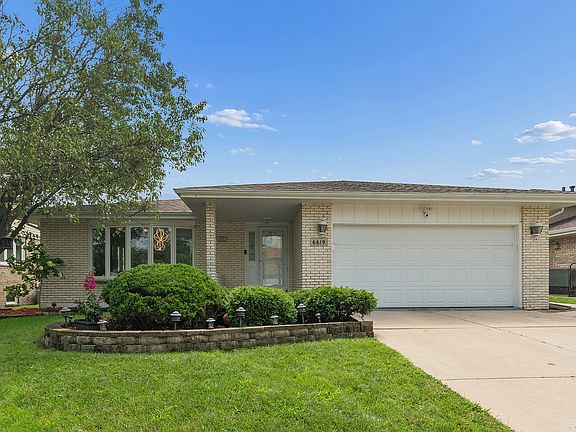 3rd image of 6619 Courtney Dr