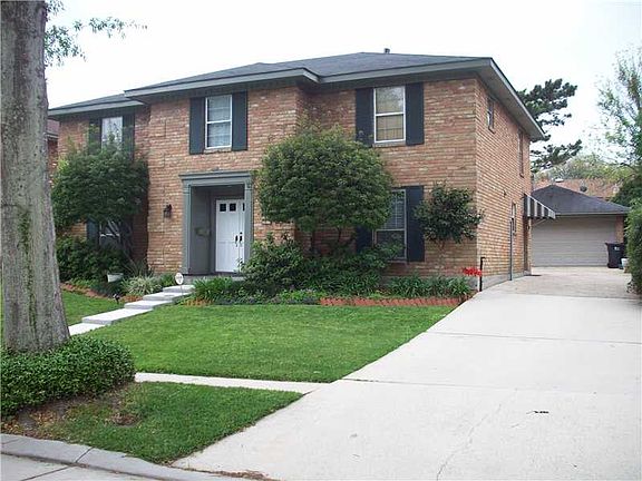 2nd image of 3817 Tall Pines Dr