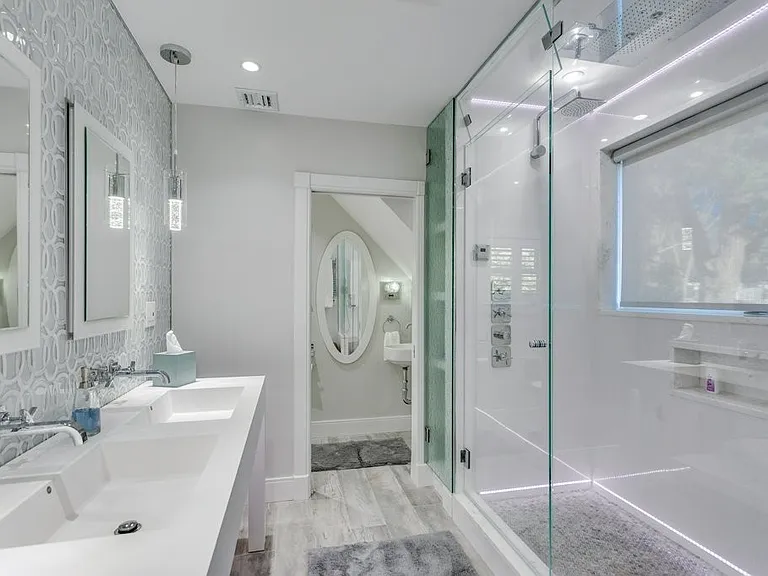 7R Brewer St #7R — Photo 26