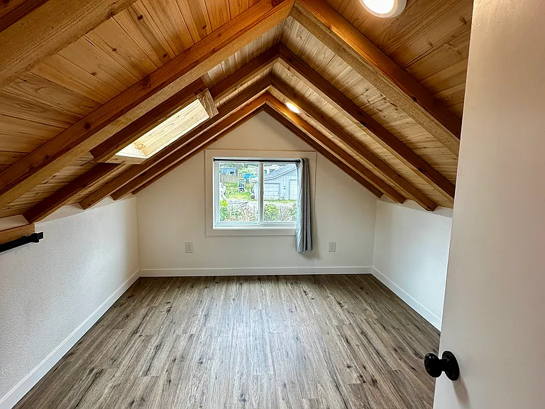1386 Avenue U #1 — Photo 16