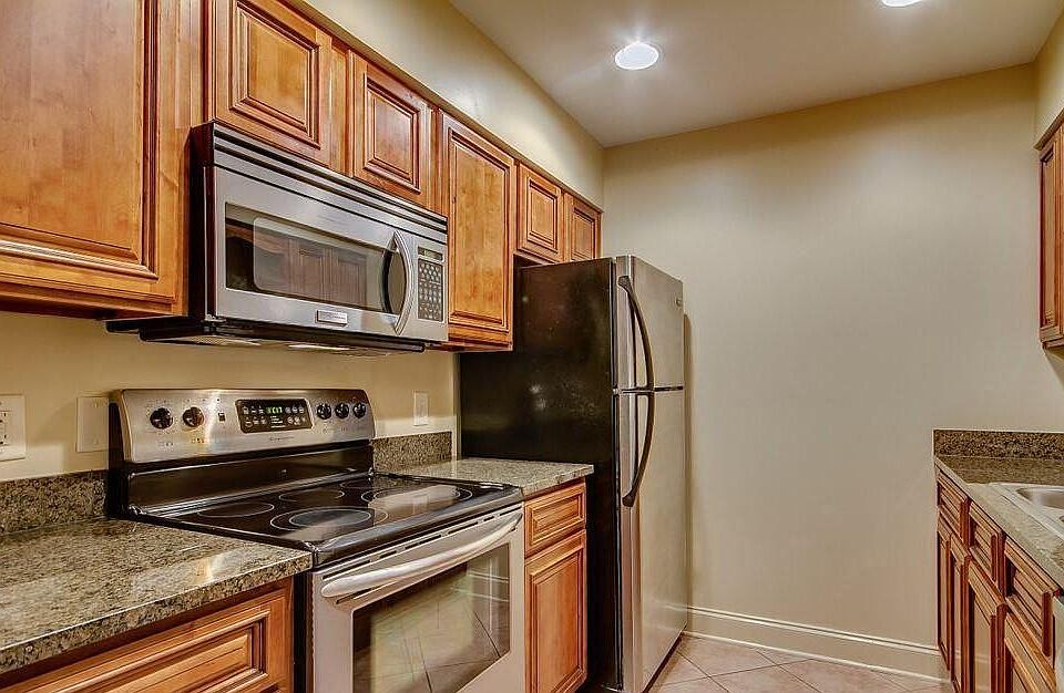 1st image of 210 15th St E APT 65