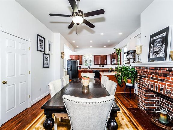 5th image of 3141 Parkwood Ave