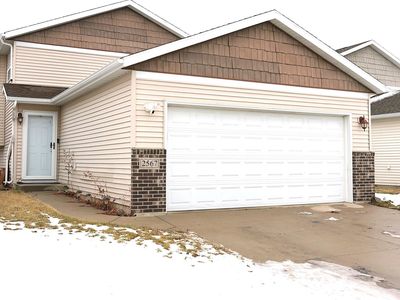 2567 54th Ave S, Fargo, ND, 58104