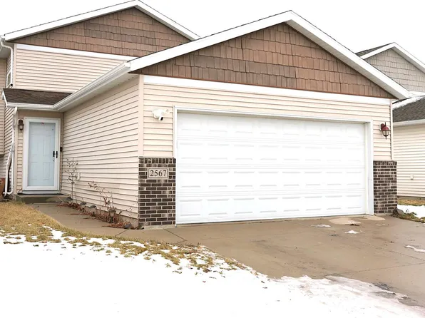 2567 54th Ave S, Fargo, ND 58104