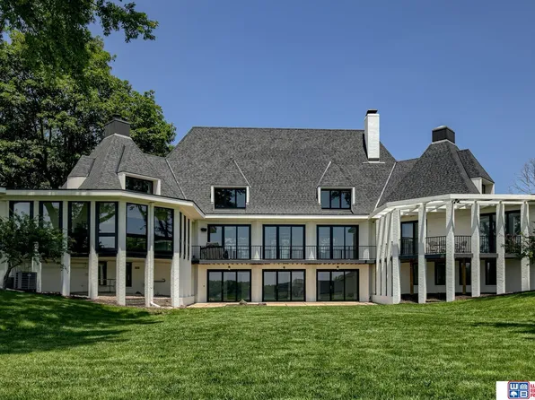 5475 S 63rd St, Lincoln, NE 68516