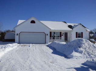 4310 Glenn Oak Dr, South Bend, IN 46628