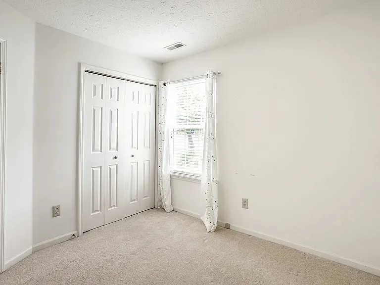 1911 Maple Park Dr — Photo 18