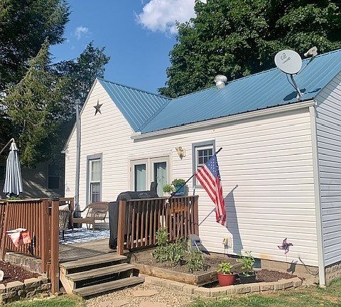 3rd image of 4501 Stella St