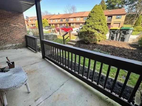 5416 Pinehurst Dr, Wilmington, DE 19808