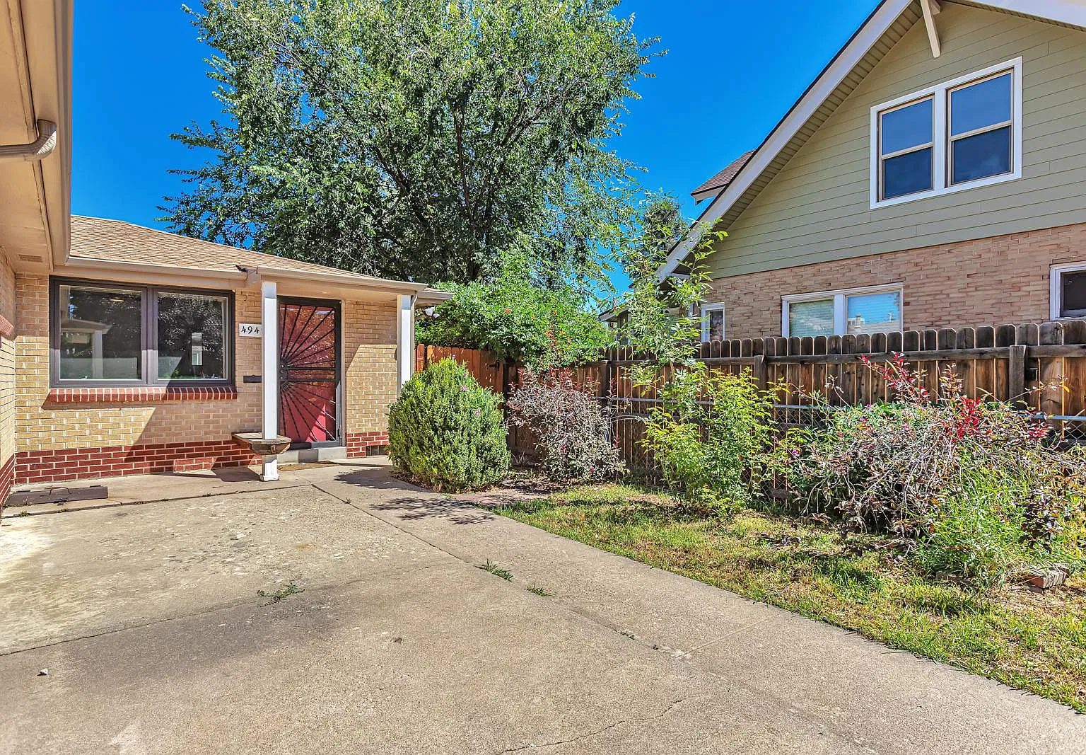 2 bed, 945 sqft, $2,475 — Photo 4