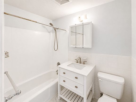 5th image of 150 2nd St APT 310