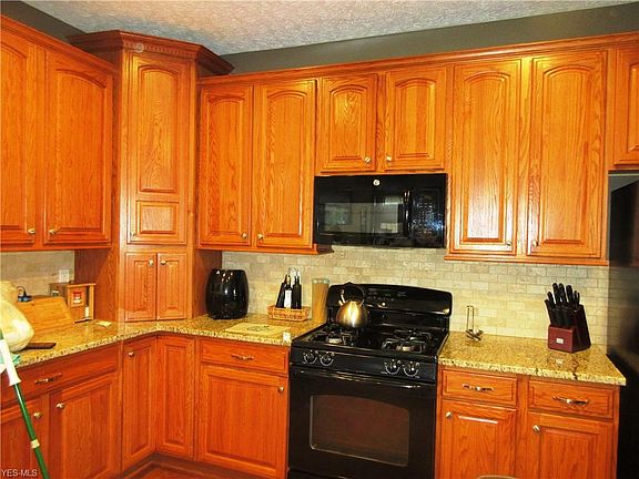 4th image of 1031 Roy Marsh Dr
