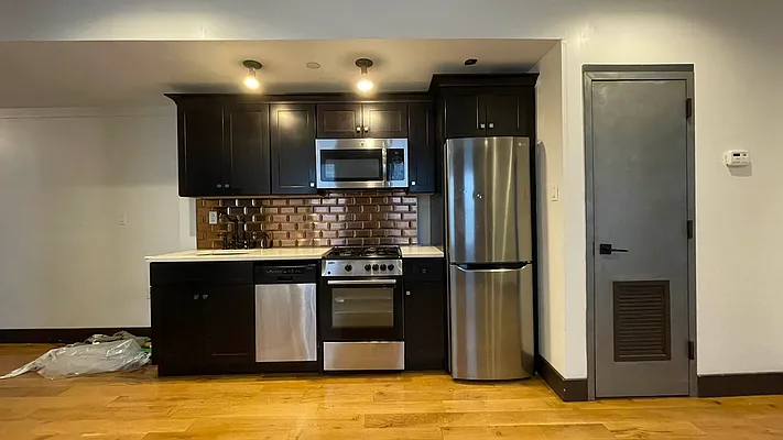 Rented by Doorway NYC, LLC | media 28