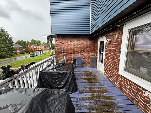 2nd image of 6806 Vara Dr
