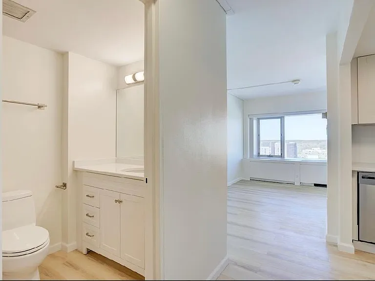 555 E William St #16G — Photo 19