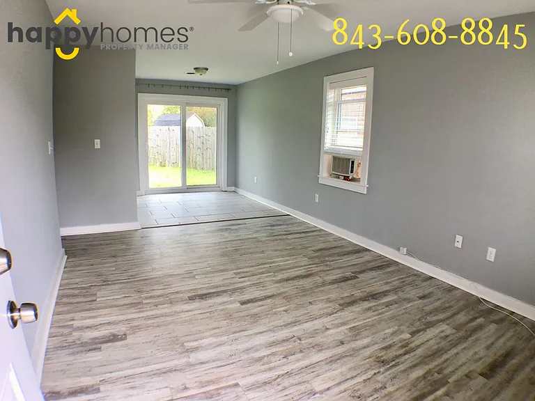 1556 Kemper Ave #C — Photo 3