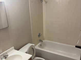 2162 Lamar St #2, Rockford, IL 61108