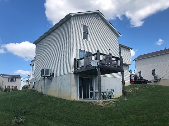2nd image of 7016 Whisper Creek Dr
