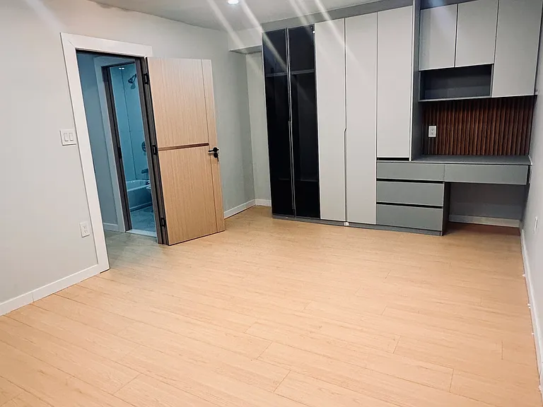 49 Gadsen Pl #1 — Photo 5