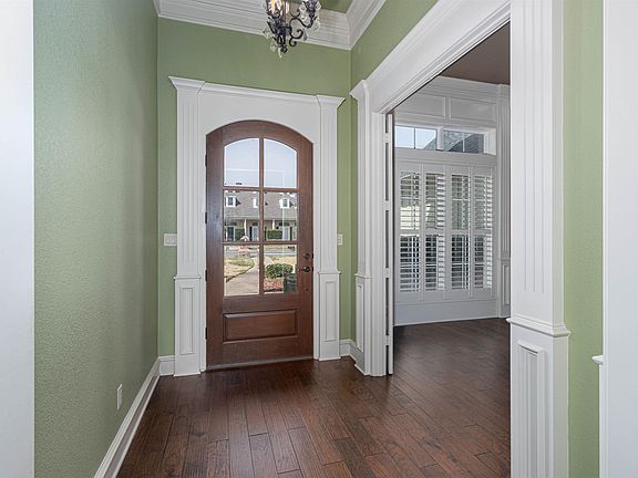 5th image of 10969 Deer Creek Dr