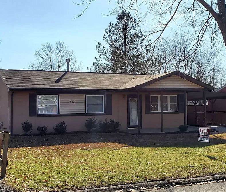 1st image of 718 Glengarry Dr